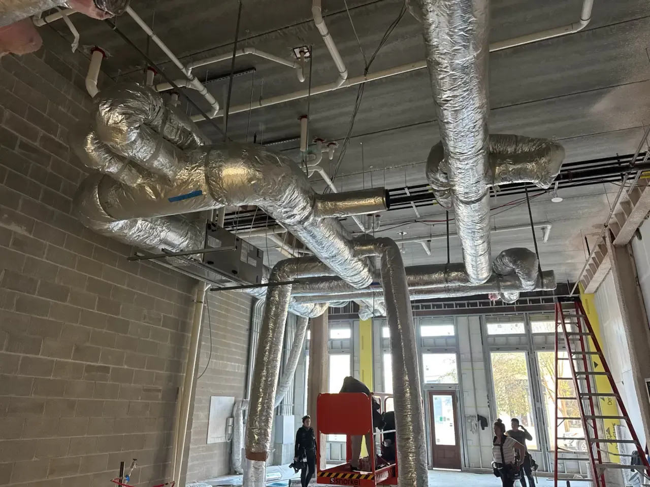 Commercial refrigeration installation